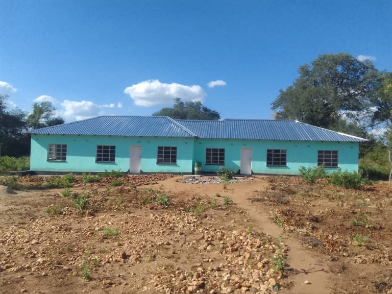 TANAKA SEMIDETACHED HOUSE